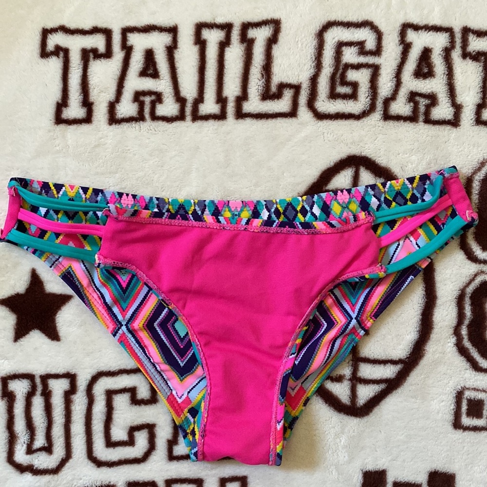 Bikini Set 👙 - Picture 8 of 8